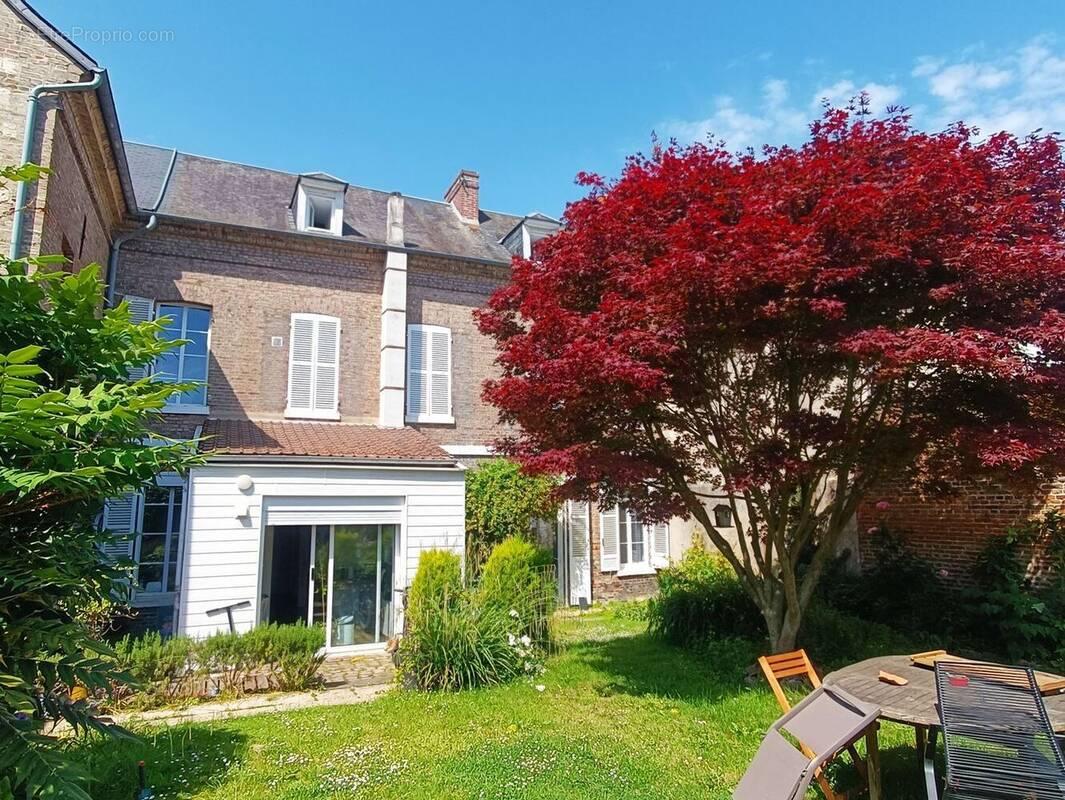 Maison à ABBEVILLE
