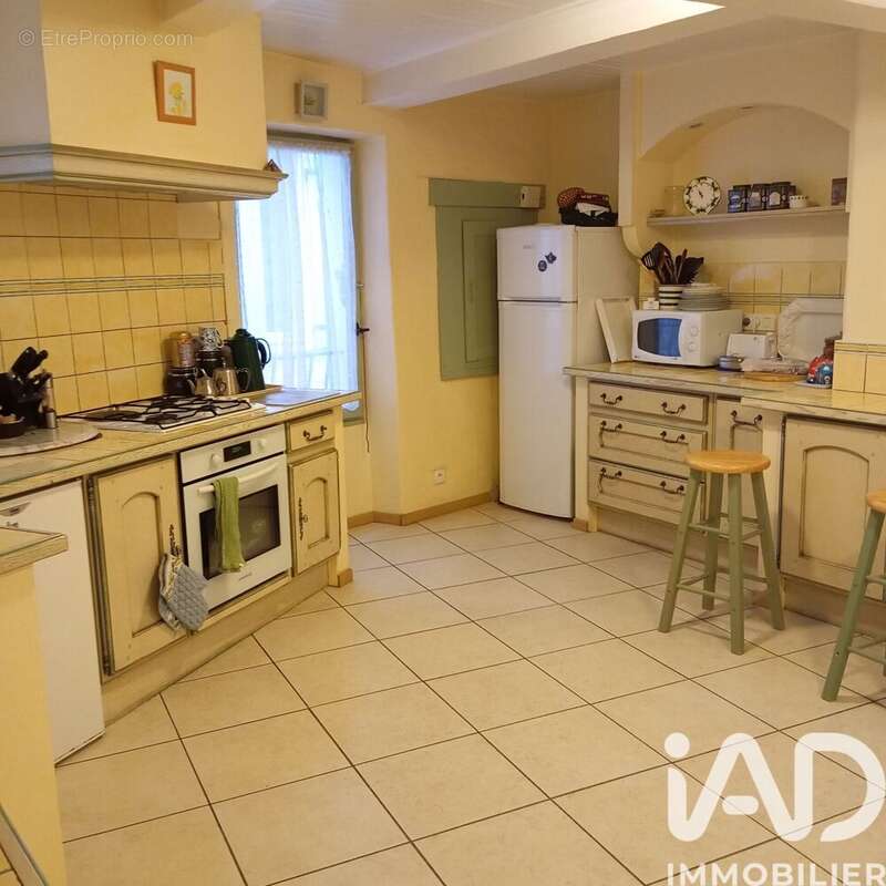 Maison 195 m² à Buis-Les-Baronnies  - photo 4
