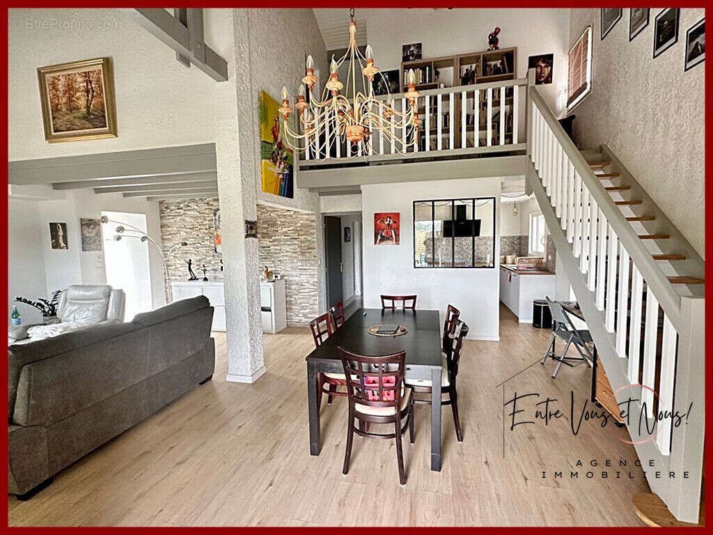 Maison 164 m² à Fargues  - photo 3