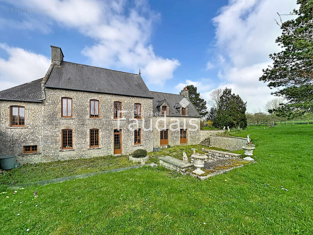 Maison à LIESVILLE-SUR-DOUVE