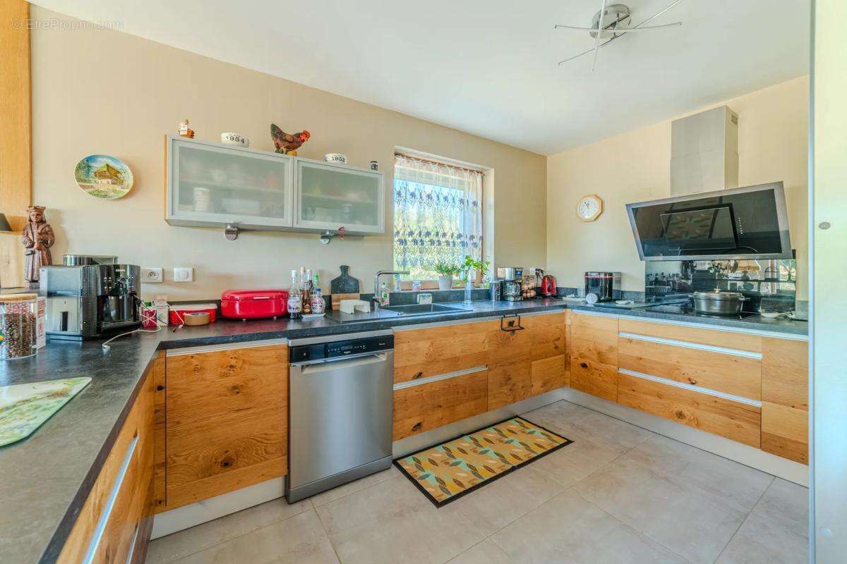Maison de 4 pièces de 130 m² à La Chapelle - photo 9