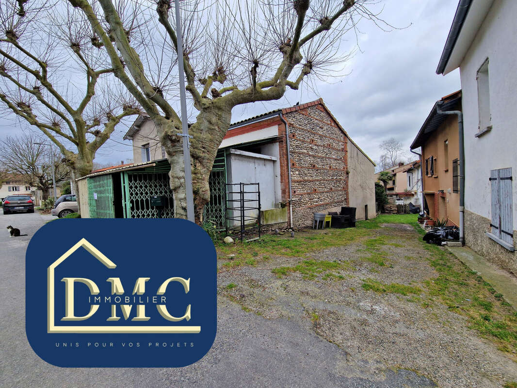 Commerce à CINTEGABELLE