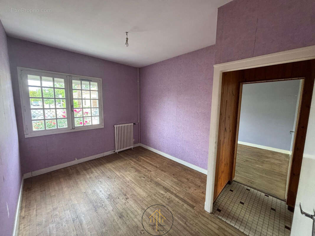 Maison de plain-pied - 140 m2 - 6 chambres - terrain clos - photo 9