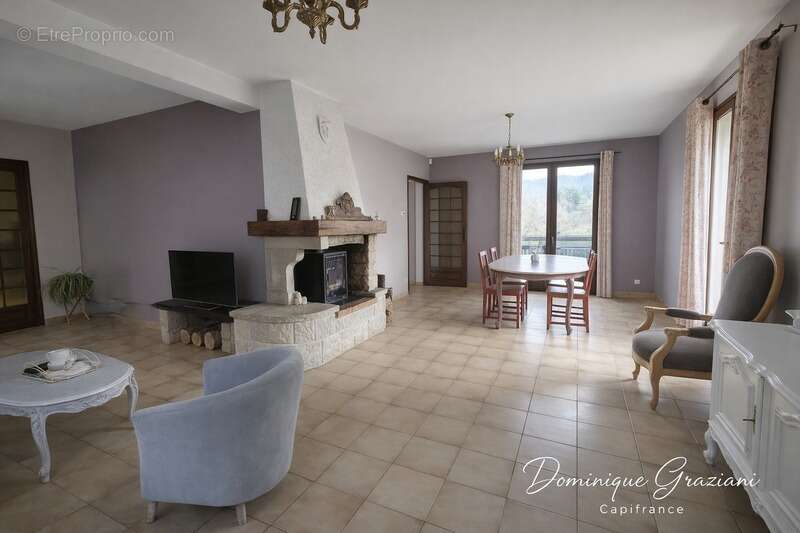 Maison à AUREC-SUR-LOIRE