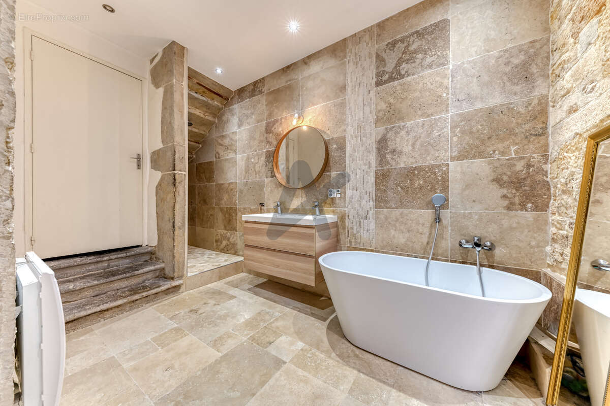 Appartement à LYON-2E