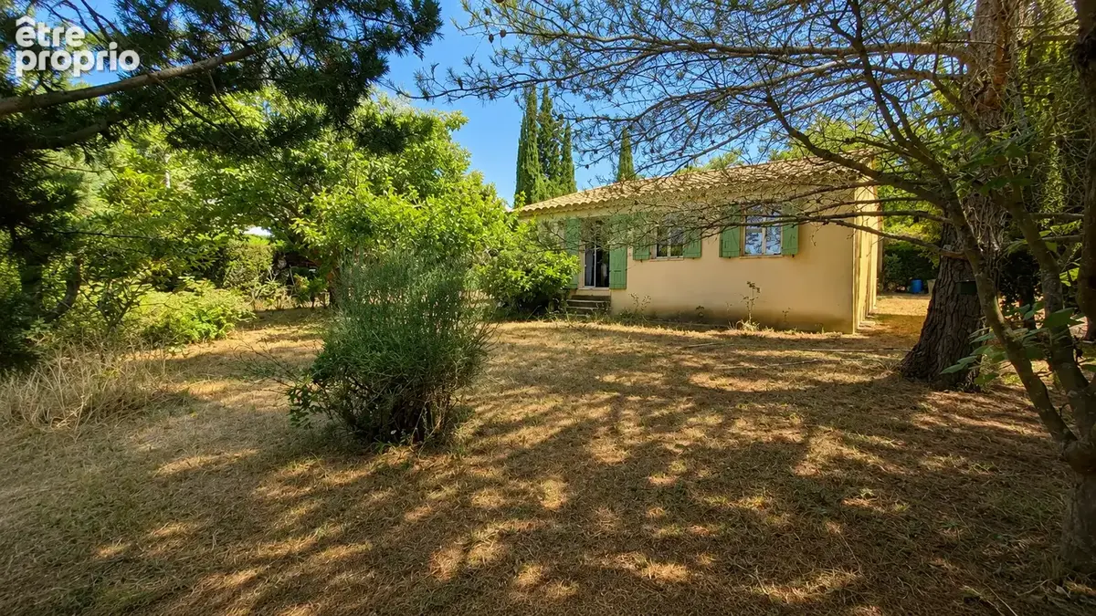 CADENET   Maison (Louée) de plain-pied de 80 m2 avec garage sur terrain d'env 1 100 m2 - photo 2
