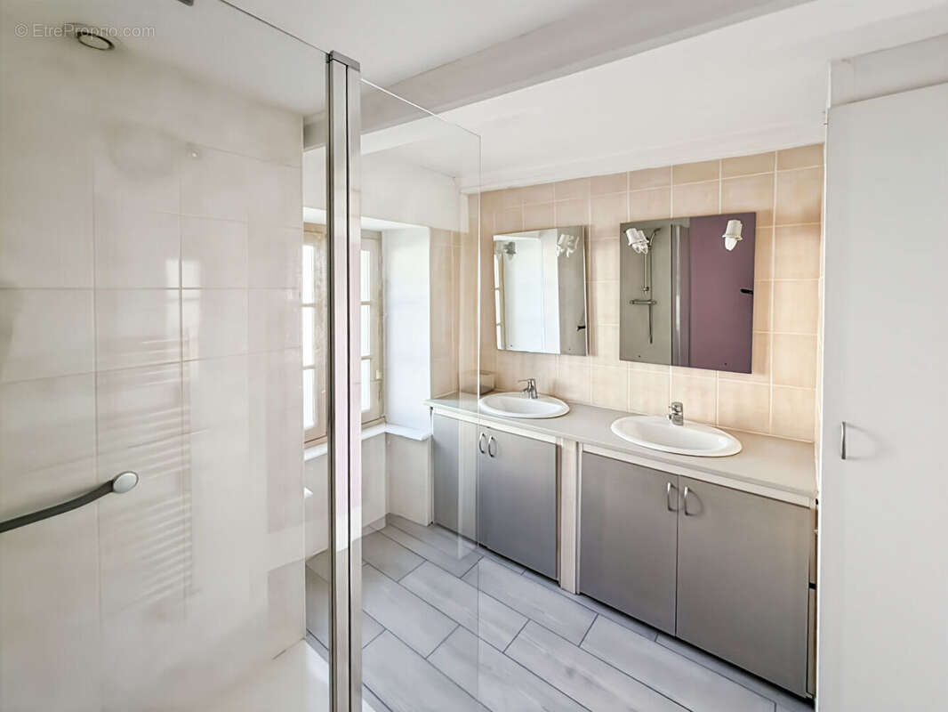 Maison à CHATEAUNEUF-D&#039;ILLE-ET-VILAINE