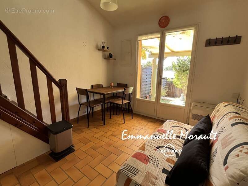 Maison à BAGNOLS-EN-FORET