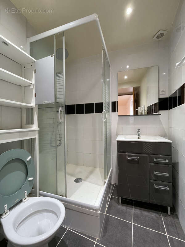 Appartement à LEUDEVILLE