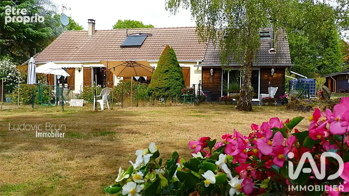 Photo 1 - Maison à MOUTIERS-EN-PUISAYE