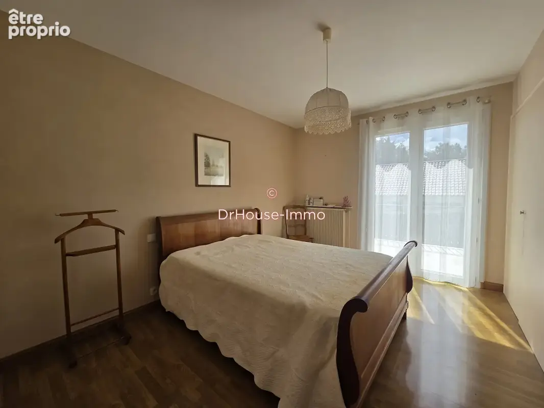 Maison 6 pièces 149 m² à vendre à Saint-Georges-Les-Baillargeaux (86130) - photo 32
