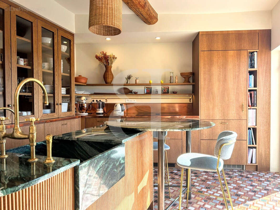 Appartement à L&#039;ISLE-SUR-LA-SORGUE