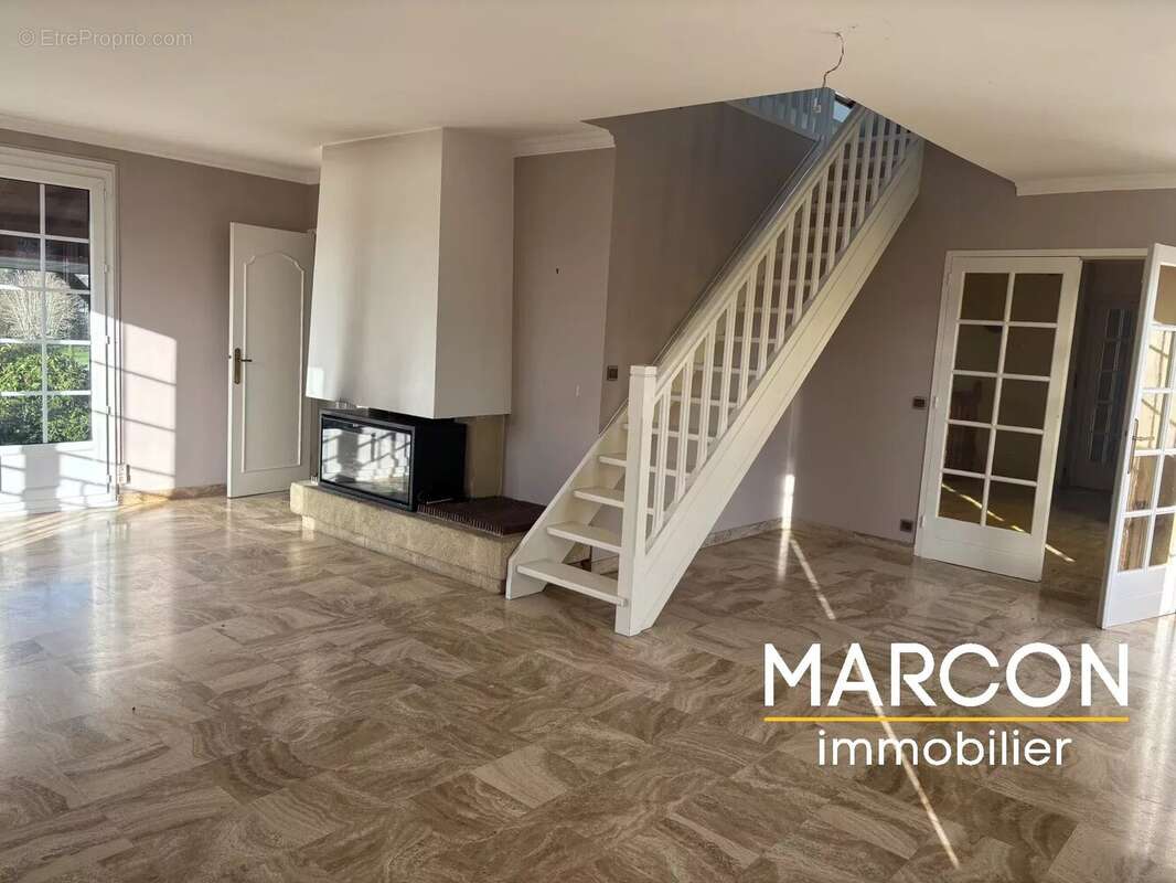 Maison à LA SOUTERRAINE