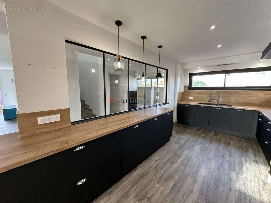 Maison à VILLELONGUE-DE-LA-SALANQUE