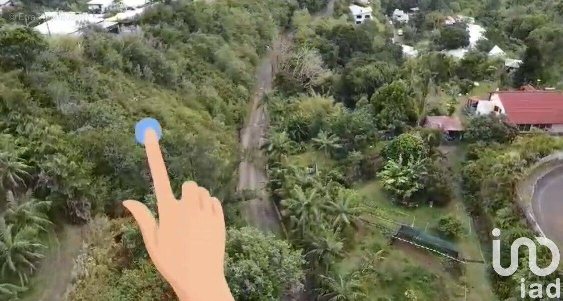 Photo 1 - Terrain à SAINT-DENIS