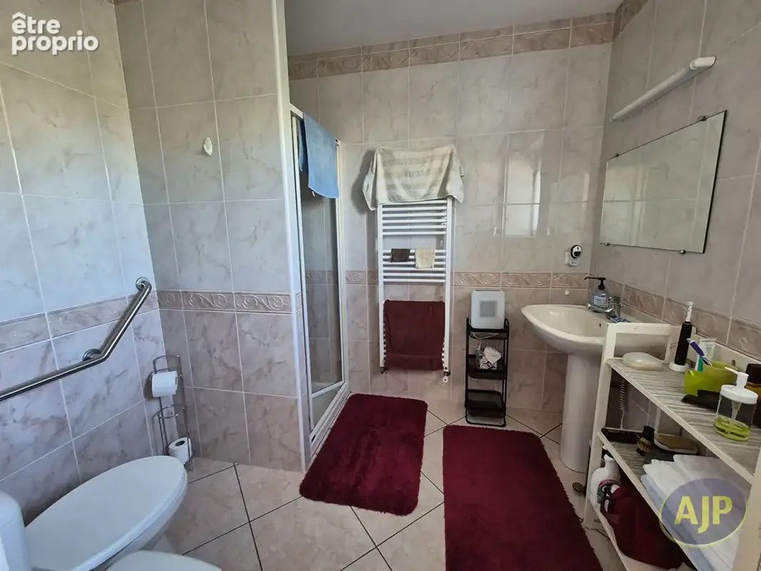 Maison 2 suites parentales + bureau / piscine - photo 11