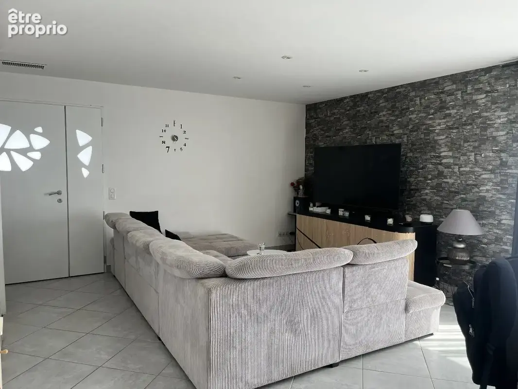Maison 5 pièces 118 m² à vendre à Poussan (34560) - photo 3