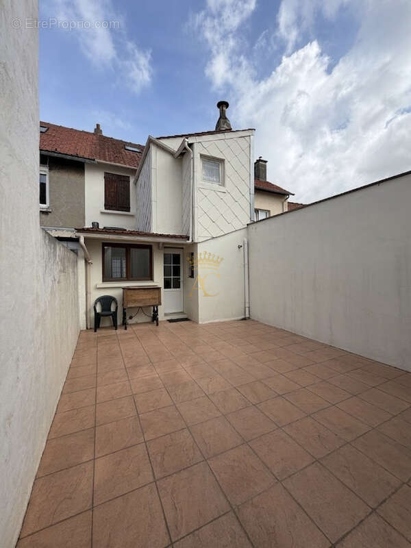 Maison de ville rénovée à Etaples - photo 4