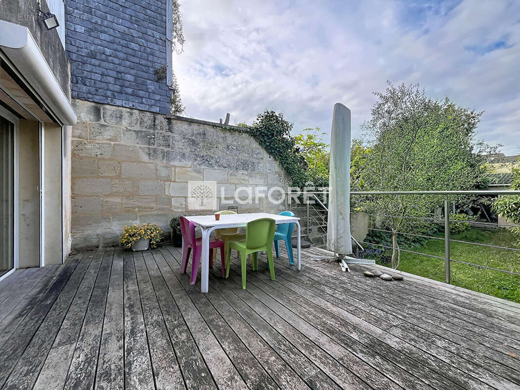 RARE !! Belle Maison pierre145m²-Gd Jardin plein sud -dépendance - photo 5