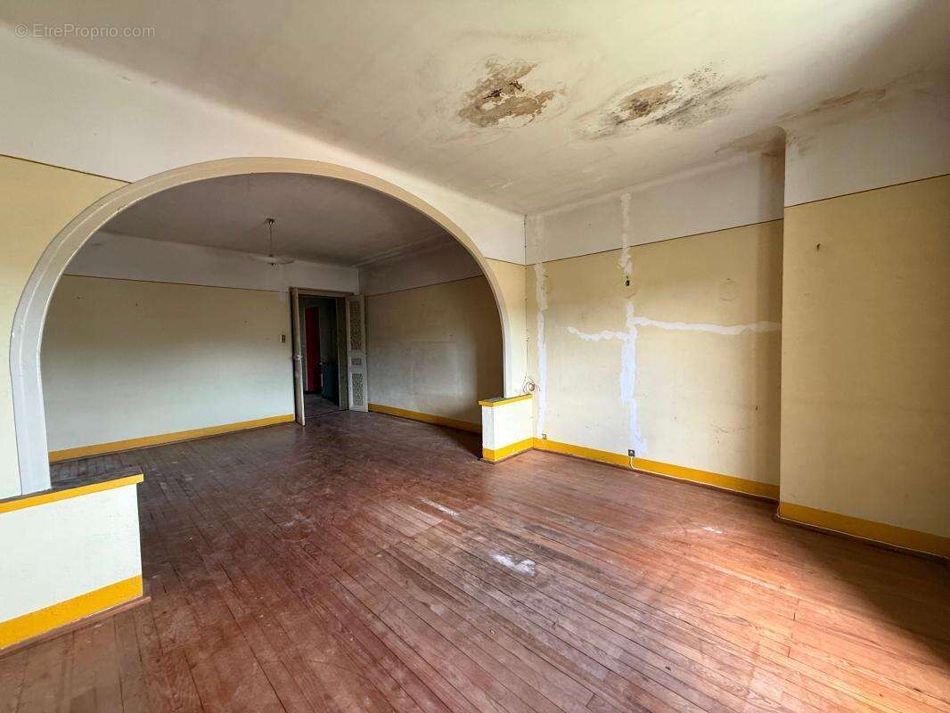 Maison à VALLON-PONT-D&#039;ARC