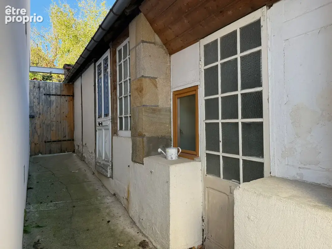 Auv 1234 : Maison rénovée avec jardin et garage à Marcillat, 641m2 - photo 13
