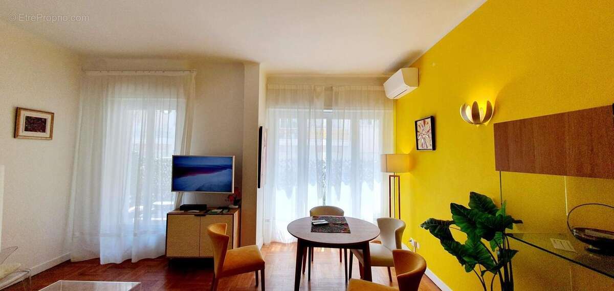NICE CARRE D'OR - 2 pièces 55m² - photo 4