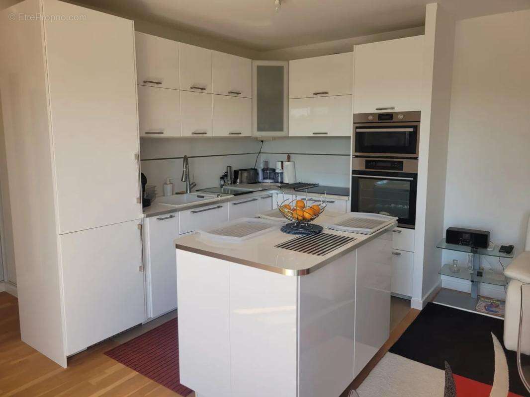 Appartement à VILLEPREUX