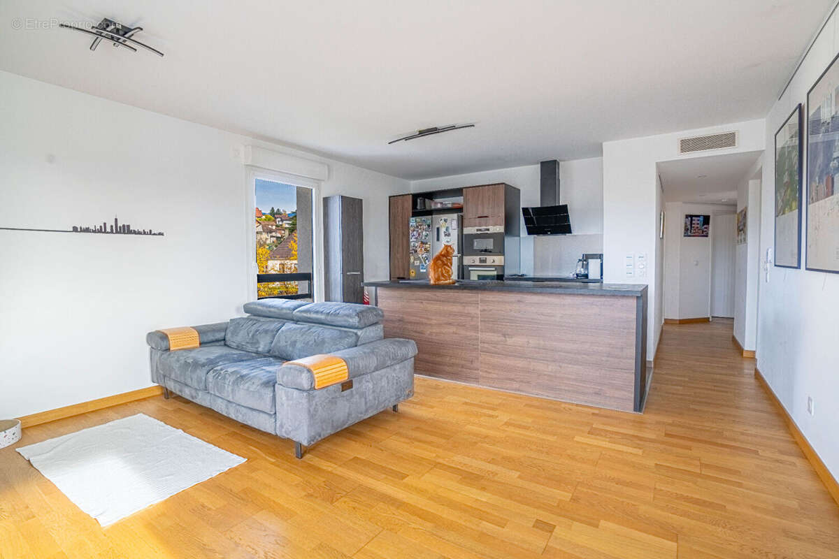 Appartement à ANNECY-LE-VIEUX