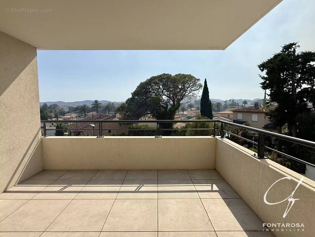 Appartement à FREJUS