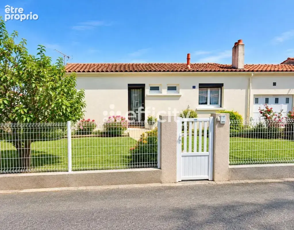 Maison 4 pièces 76 m² à vendre à Meschers-Sur-Gironde (17132) - photo 1