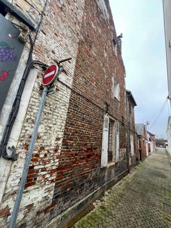 Appartement à LA FERE