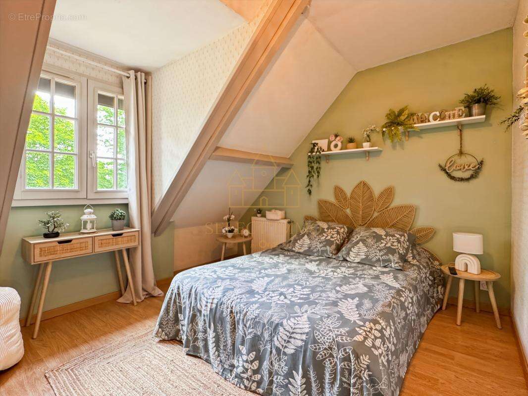Maison à MANDRES