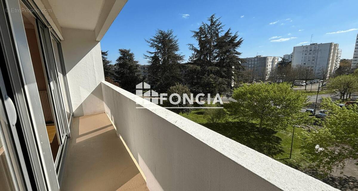 Appartement à POITIERS