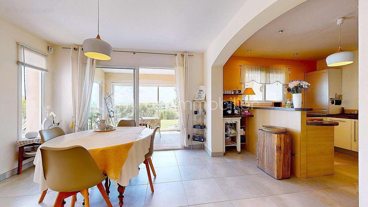 Maison à VILLEFRANCHE-DE-LAURAGAIS