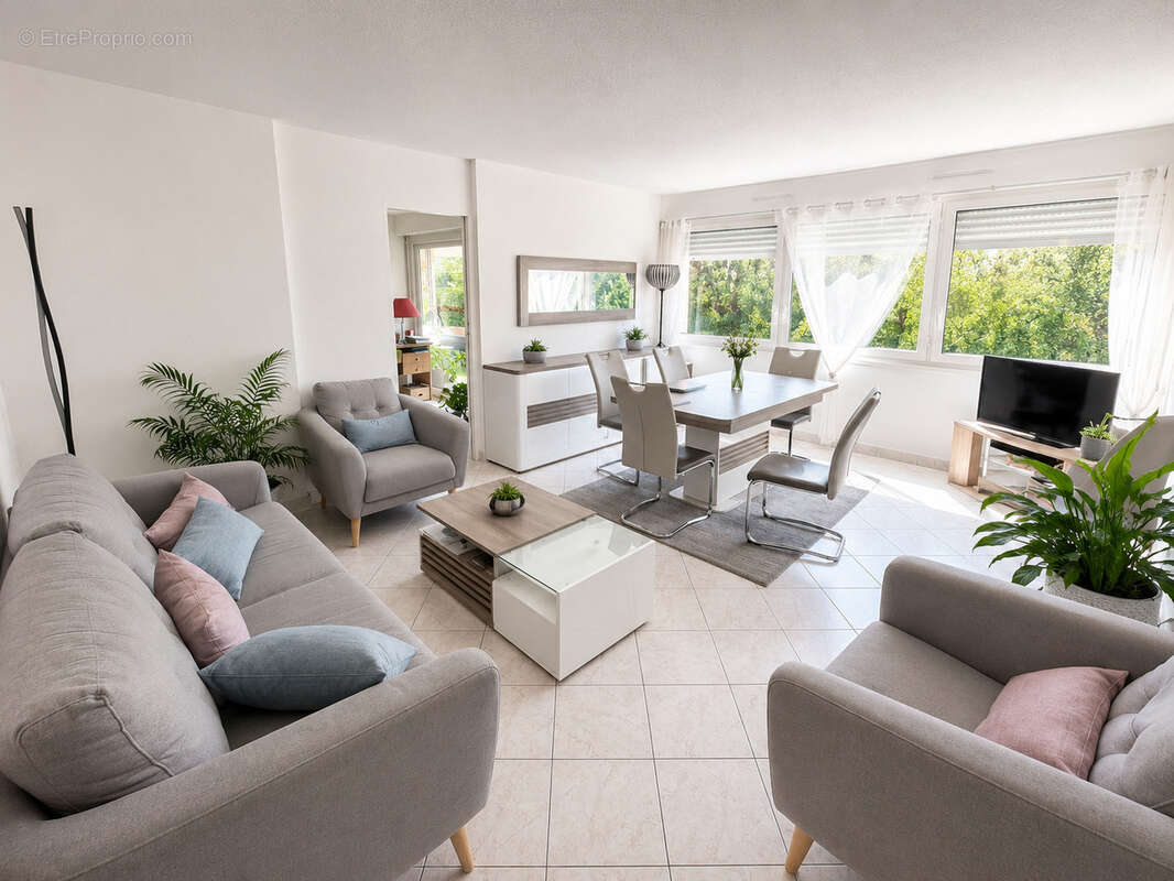 Magnifique appartement 5 pieces de 102 m2 avec parking cave et garage - beau volume - photo 6