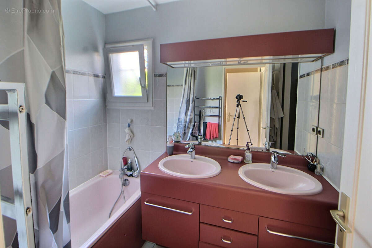 Maison à VERNOUILLET