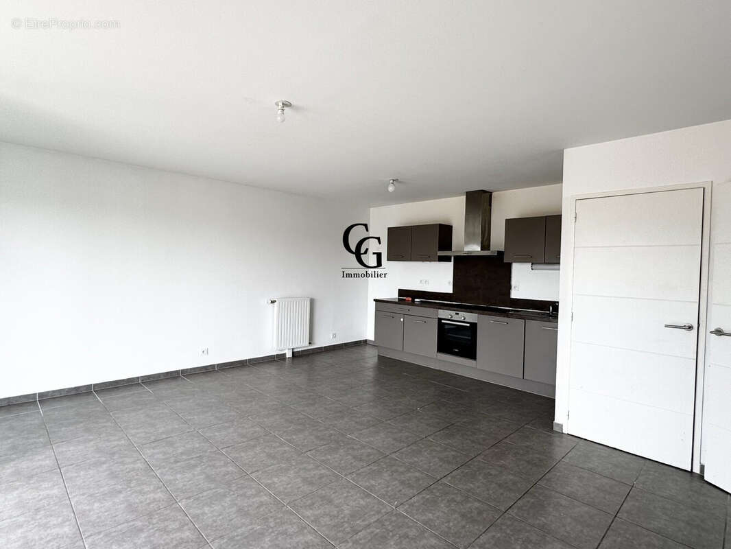 Appartement à LES SORINIERES