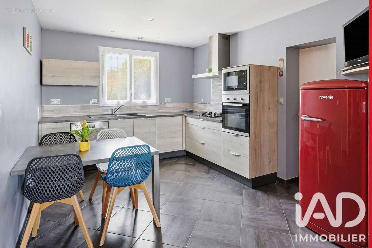 Maison 125 m² à Saint-Hilaire-De-Clisson  - photo 4
