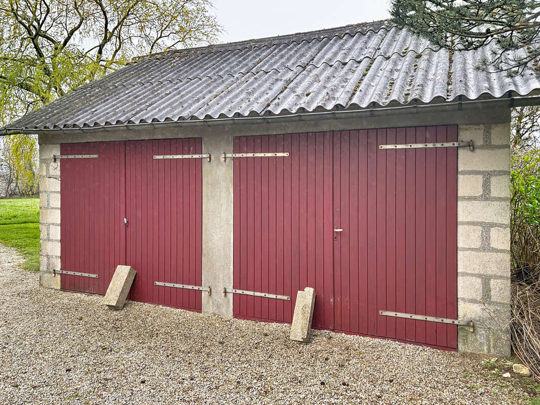 Maison à SAINT-CLEMENT-RANCOUDRAY