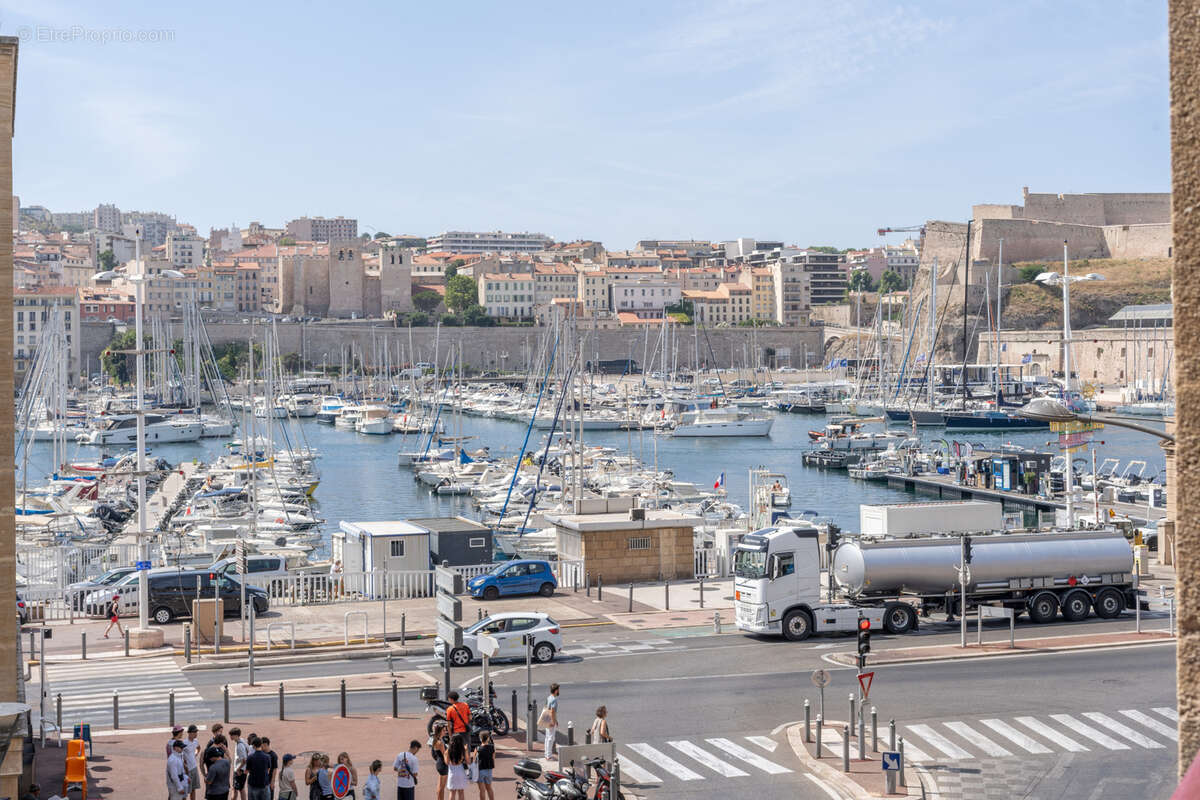 Appartement à MARSEILLE-2E
