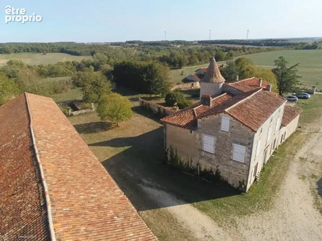 Magnifique Ancienne Logis Avec Grand Potentiel - photo 13