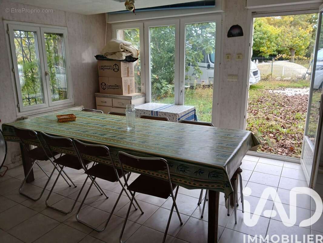 Maison 116 m² à Volx  - photo 2