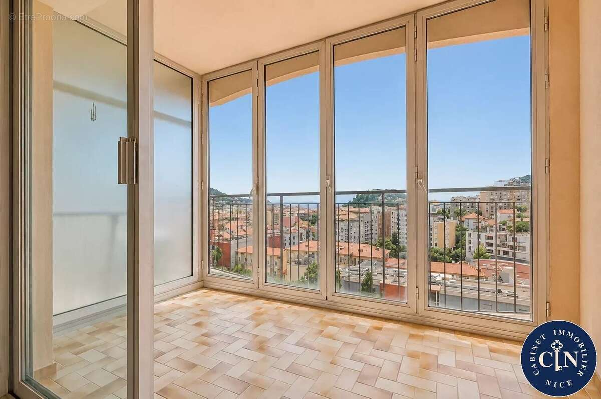 Appartement 70 m² à Nice  - photo 3