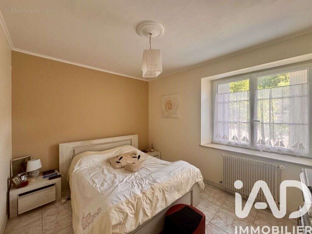 Maison 313 m² à Lerne  - photo 8