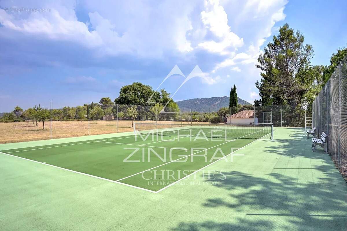 À 30 minutes d'Aix-en-Provence – Authentique bastide du XIXᵉ siècle au cœur d'un domaine de plus de 5 hectares - photo 12