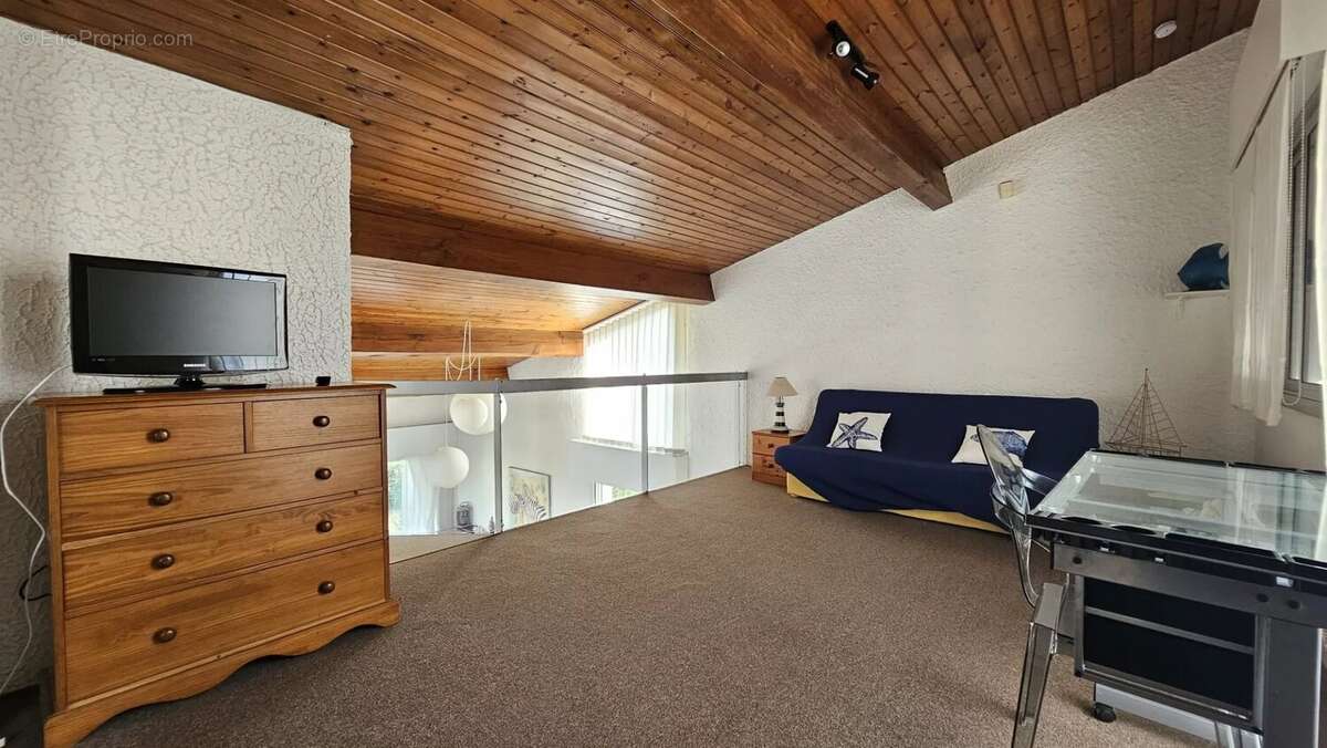 Maison à VAUX-SUR-MER