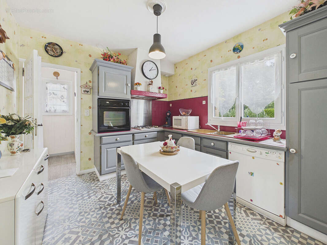 Maison Nogent Le Roi 5 pièces - photo 6