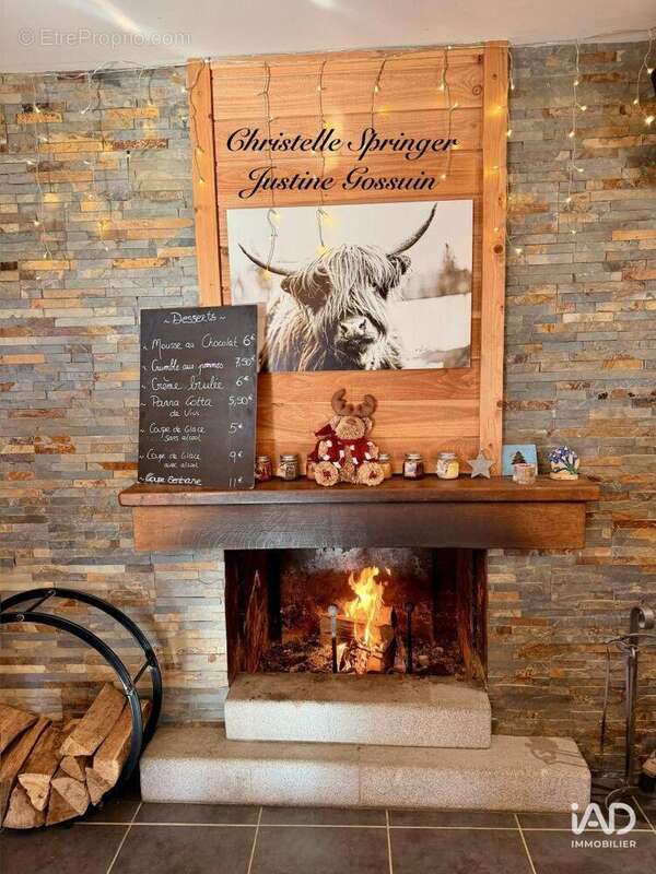 Photo 3 - Commerce à CHEZERY-FORENS