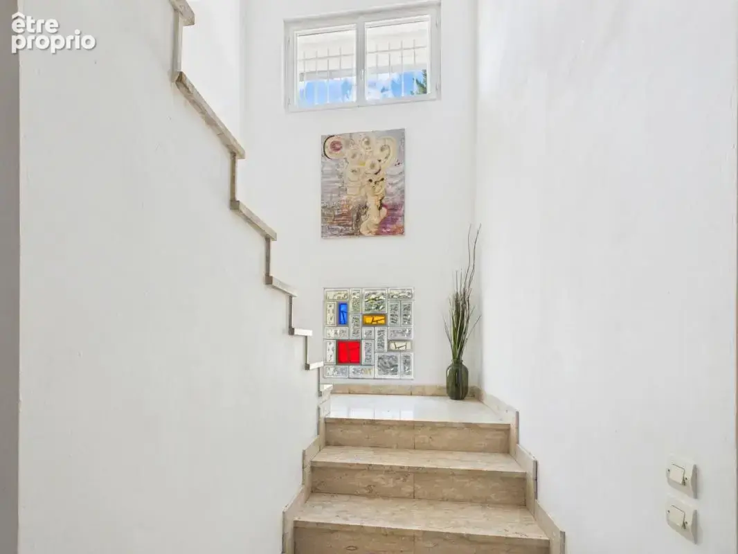 Scy-Chazelles – Maison familiale de 300 m² avec 6 chambres et espace indépendant - photo 13