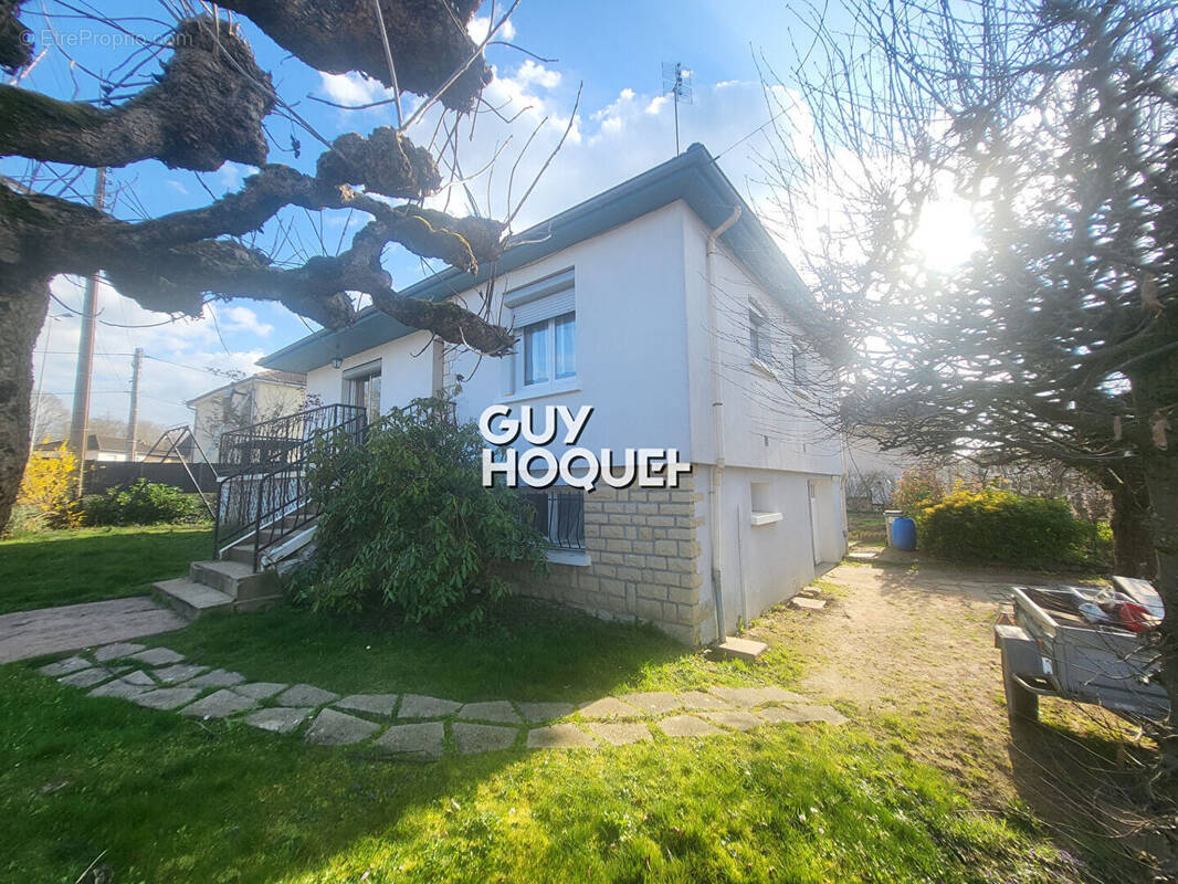 Maison à PARAY-LE-MONIAL